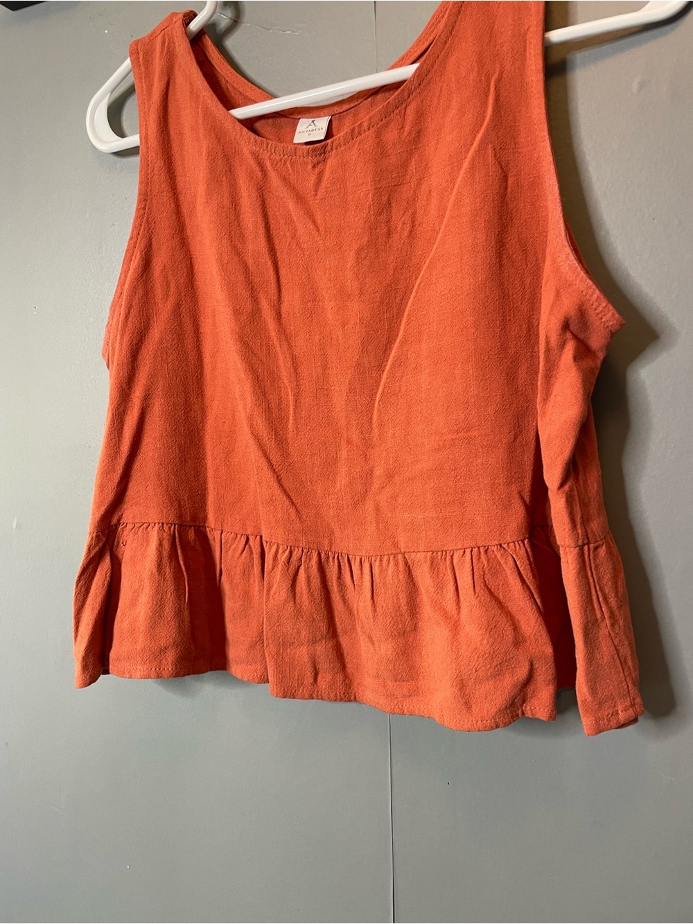 Anrabess Women’s linen Ruffle Hem Tank Top Button up back - Rust size small - Picture 3 of 10